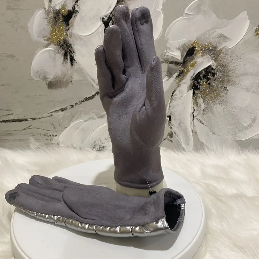 Metallic GLOVES - Picture 2 of 4